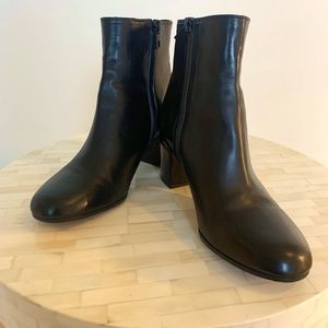 Vince Leather Ankle Boot Black